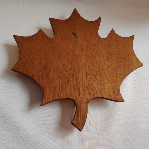 COLLECTIBLE WALL SPOON HOLDER Maple Leaf WOOD - Picture 3 of 3